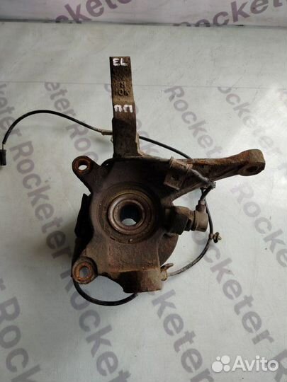 Кулак поворотный передний правый Hyundai Elantra