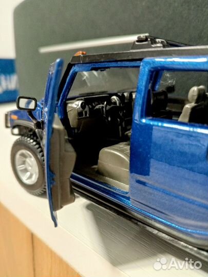 Модель автомобиля Hummer H2 maisto 1/27