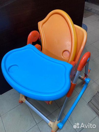 Стульчик для кормления happy baby