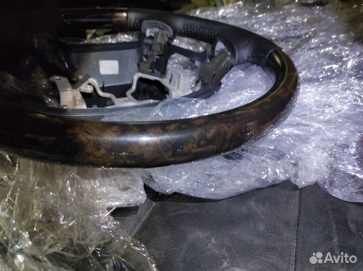 Руль Toyota Land Cruiser 200