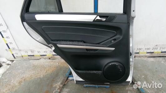 Дверь задняя левая mercedes benz M-class W164 (YAD