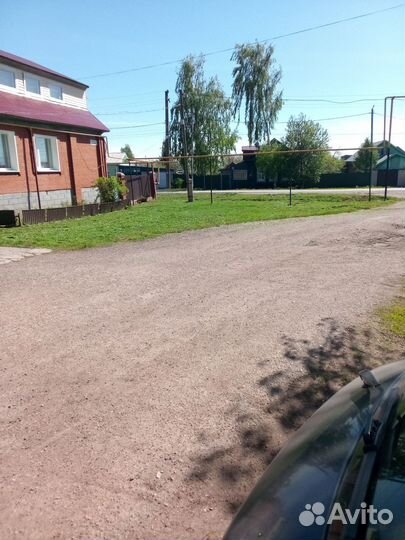 Покос травы триммером