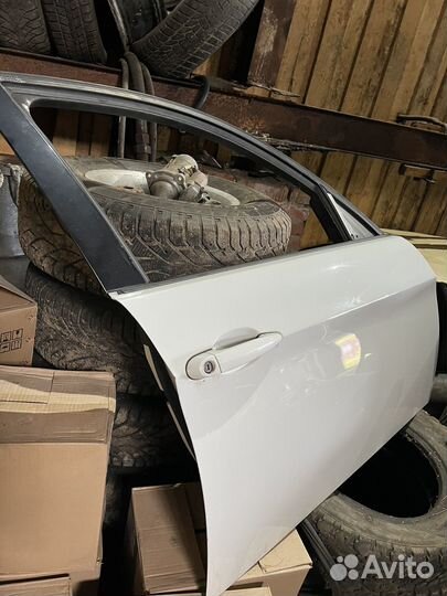 Двери левые bmw e 90