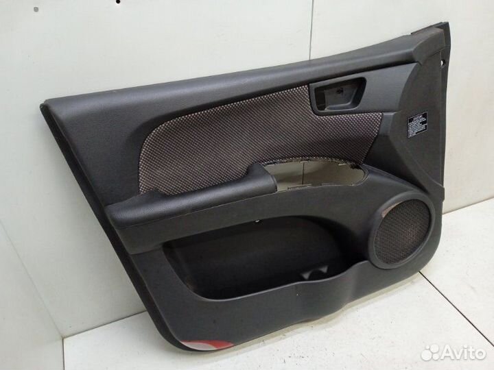 Обшивка двери передняя левая Kia Sportage 2 JE 2.0