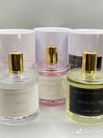 Zarkoperfume pink molecule 09 Youth molecule 8