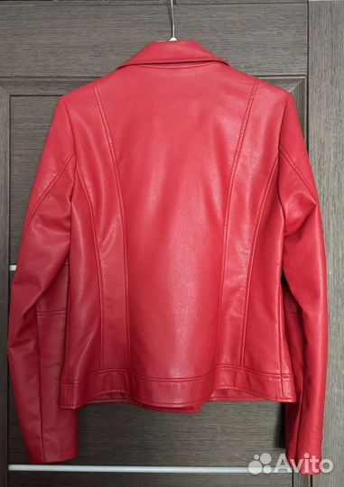 Куртка кожаная женская 38