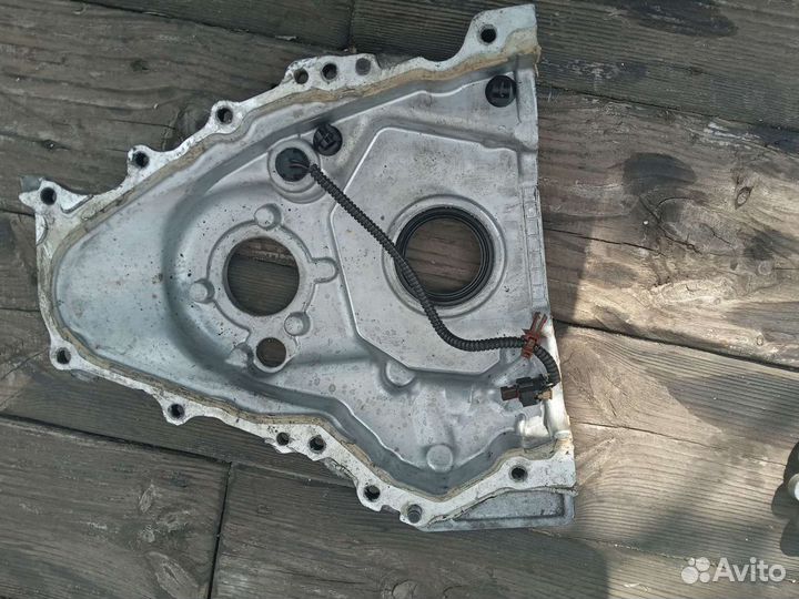 Крышка цепи грм Кадиллак Эскалейд 4 6.2L V8, L86