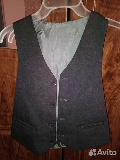 Жилет и брюки для мальчика