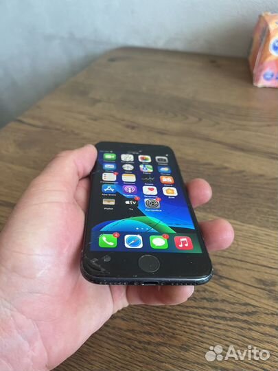 iPhone 7, 128 ГБ
