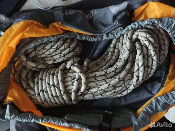 Альпинистское снаряжение бу