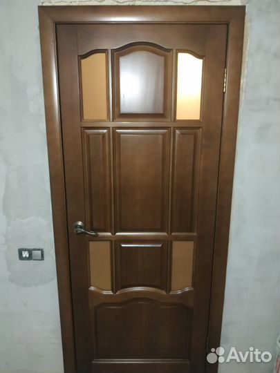 Двери межкомнатные массив