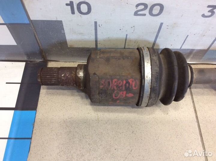 Полуось передняя левый Kia Sorento XM 2009-2020