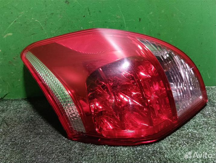 Фонарь задний правый Toyota RAV4 A30 2006