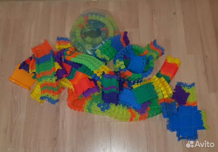 Развивающие игрушки пакетом
