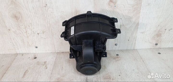 Вентилятор печки Vw Transporter T5