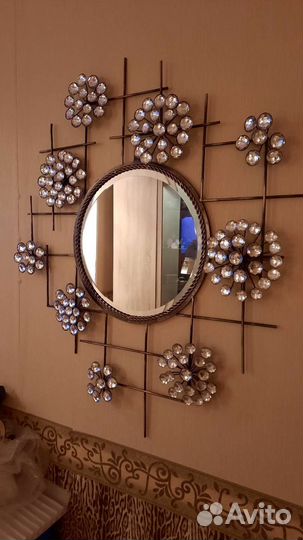 Зеркало новое настенное