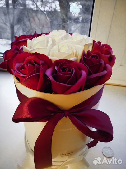 Букет роз из мыла в упаковке