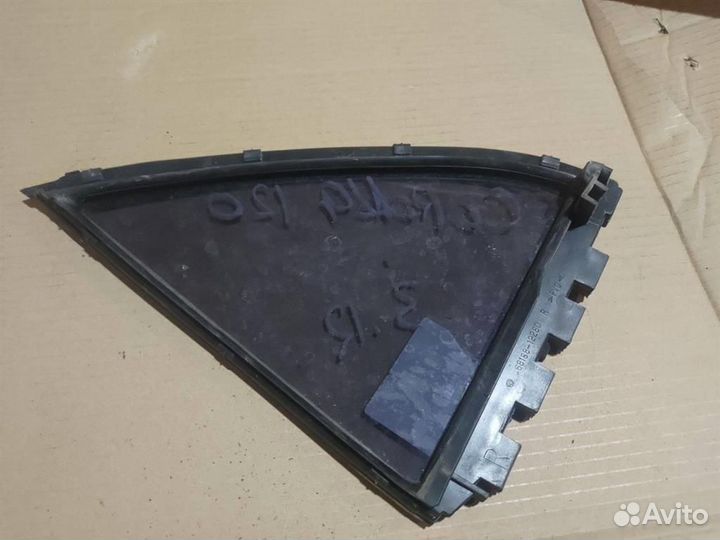 Стекло двери задней правой (форточка) toyota Cor