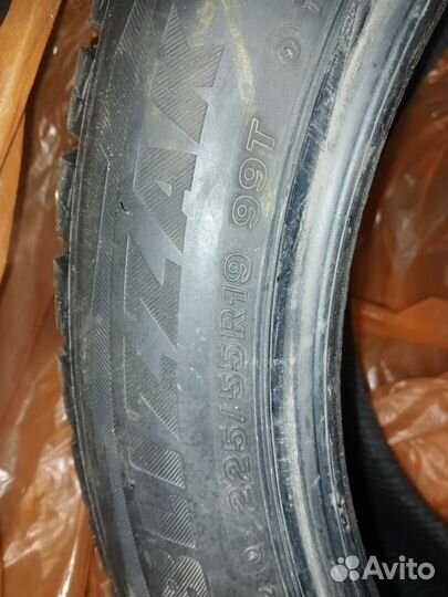 Bridgestone Blizzak DM-V2 225/55 R19