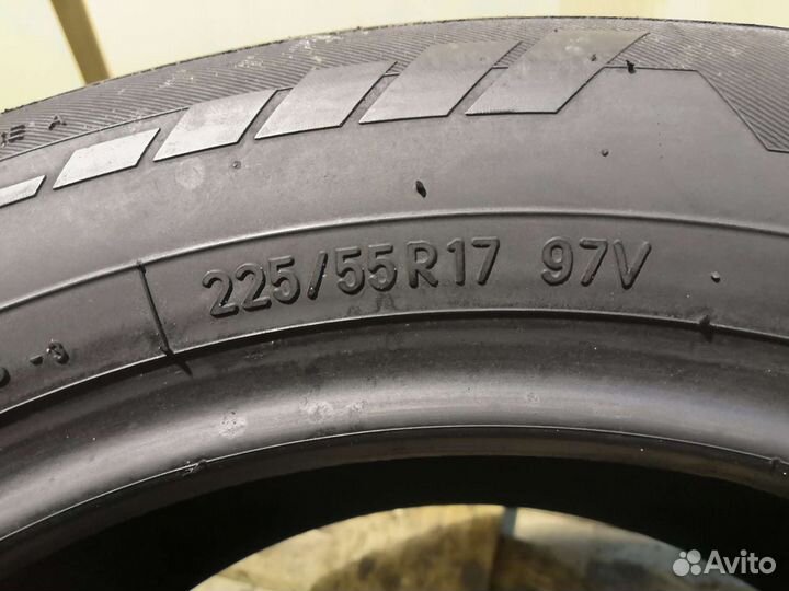 Toyo Proxes T1 Sport 225/55 R17