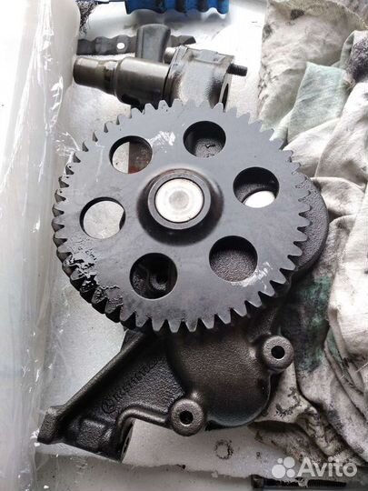 Насос масляный mercedes axor OM457/460LA б/у