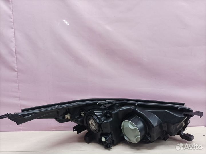 Фара левая Toyota Highlander 3 У50 2013