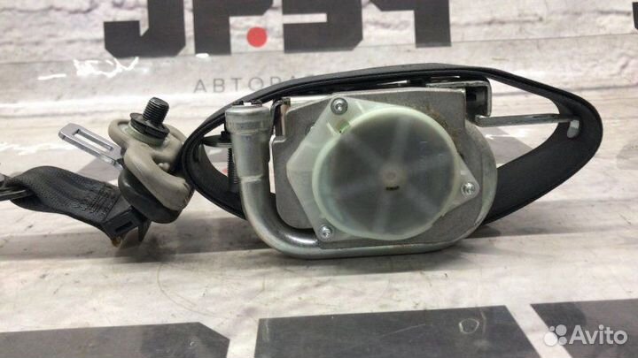 Ремень безопасности передний левый Infiniti Qx56