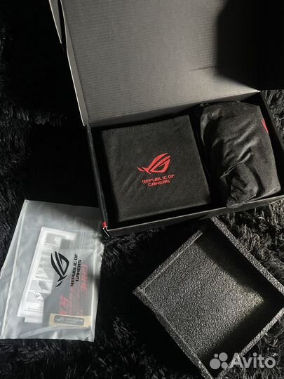 Блок питания Asus Rog Strix 80+ Gold 1000w