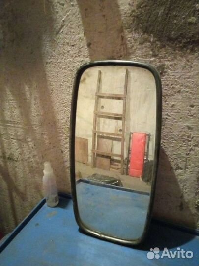 Боковое зеркало на камаз