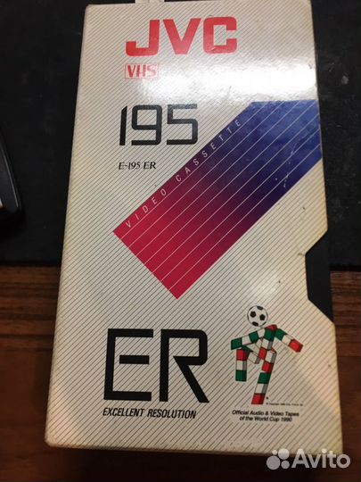 Оцифровка видео, аудиокассет, фотоплёнок