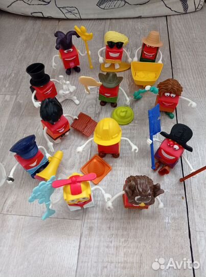 Игрушки из макдональдса
