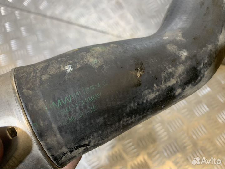Трубопровод наддувочного воздуха BMW F07 F10 N47
