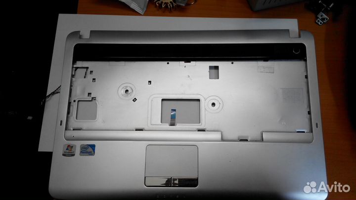 Верхняя часть корпуса ноутбука samsung BA75-02741A