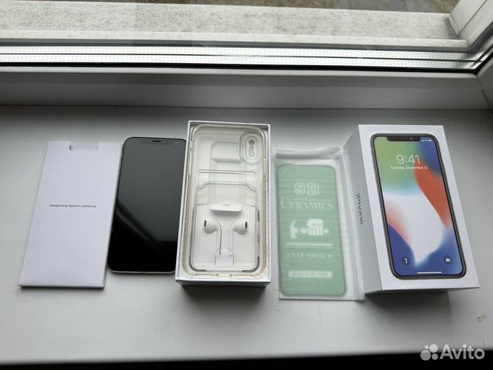 iPhone X, 256 ГБ