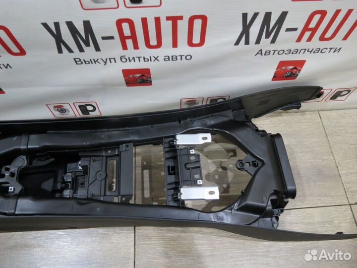 Консоль центральная BMW 3 G20