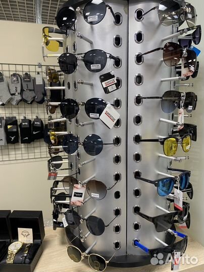 Солнцезащитные очки