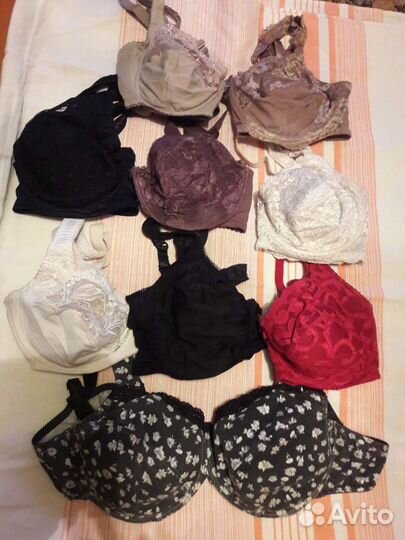 Бюстгальтера