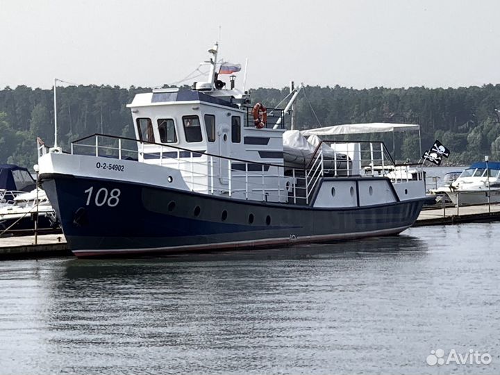 Продам прогулочный теплоход Ярославец