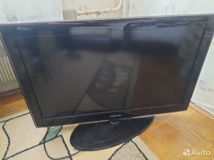 Телевизор бу Samsung LE37A615A3F