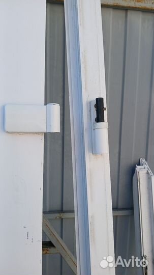 Дверь пластиковая пвх входная бу