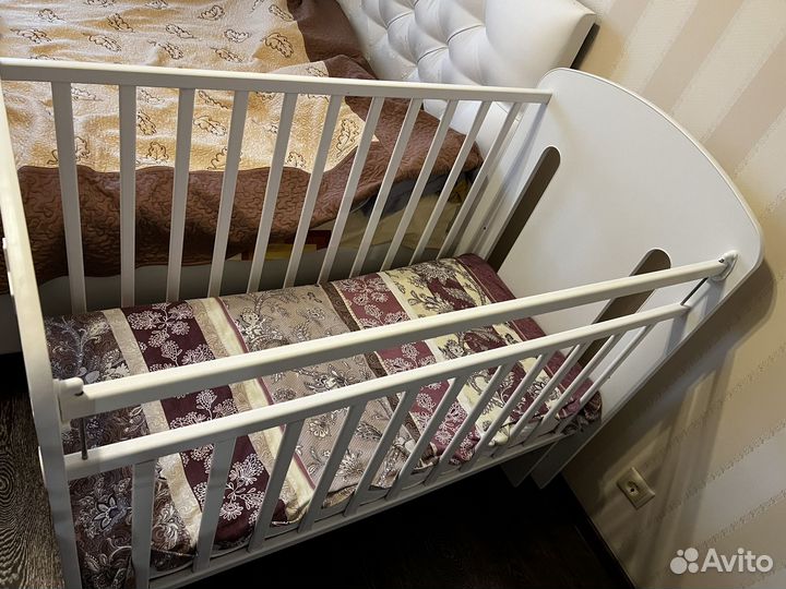 Кроватка детская