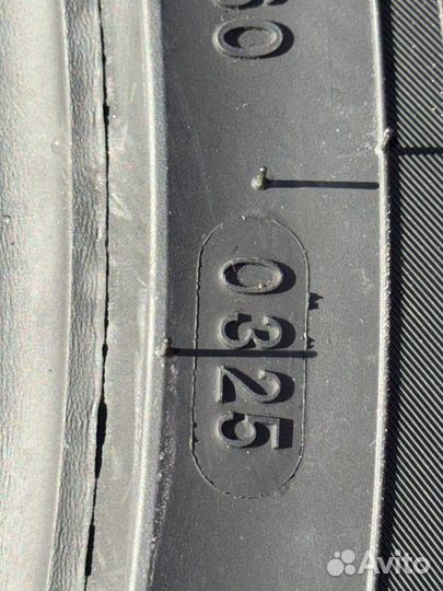 Ikon Tyres Autograph Ultra 2 SUV 275/40 R20