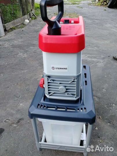 Новый Измельчитель веток электрический 2800Вт