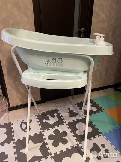 Ванночка для купания с подставкой Bebe Jou