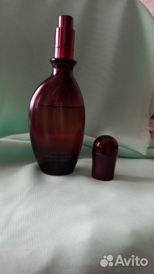 Shiseido Feminite du bois