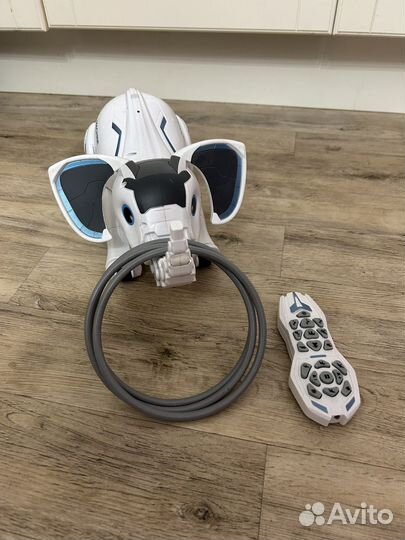 Робот Слоненок