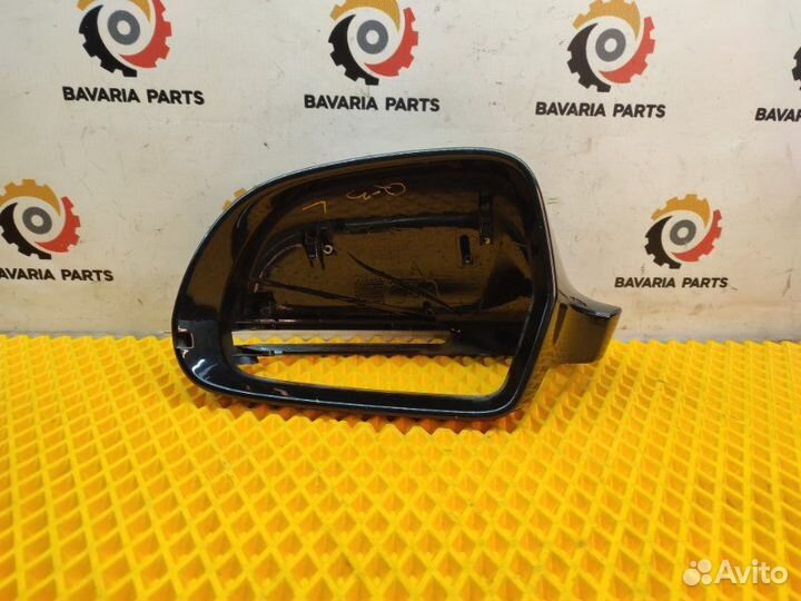 Корпус зеркала правый Audi Q3 8U 2.0 CPS 2012