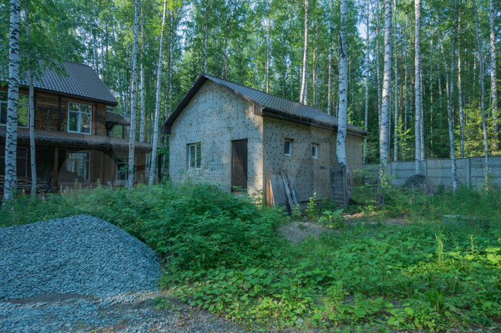 Коттедж 400 м² на участке 4 сот.