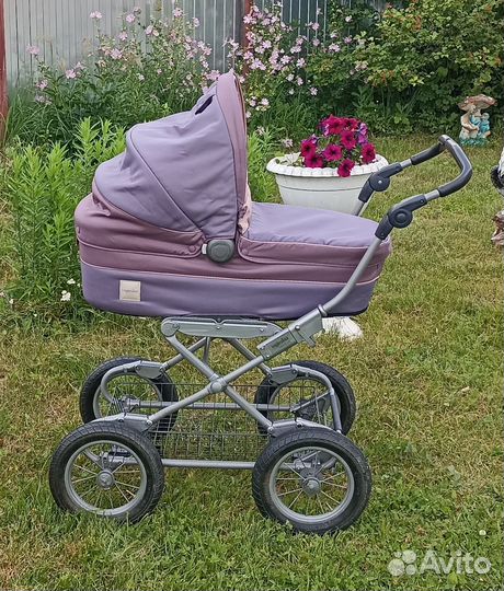 Кoляcка Inglesina Sofiа и автокресло для малыша