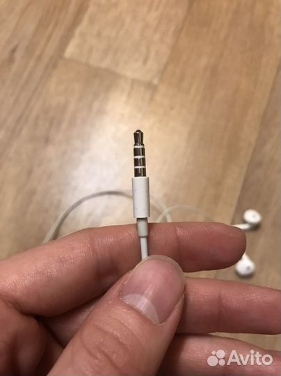 Наушники iPhone проводные